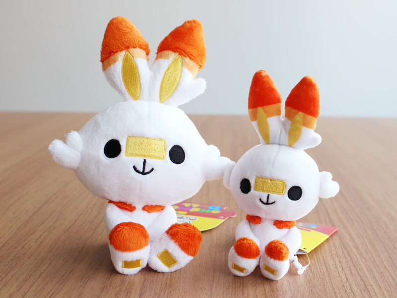 大人気「POKÉMON DOLLS」にサルノリ・ヒバニー・メッソンが仲間入り