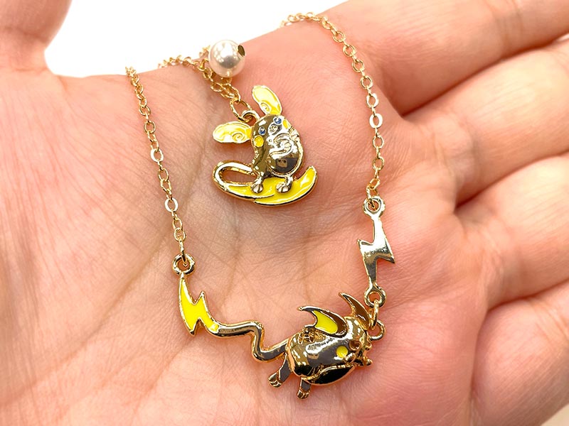 にたものどうしなポケモンたちのグッズが、ポケモンセンターに