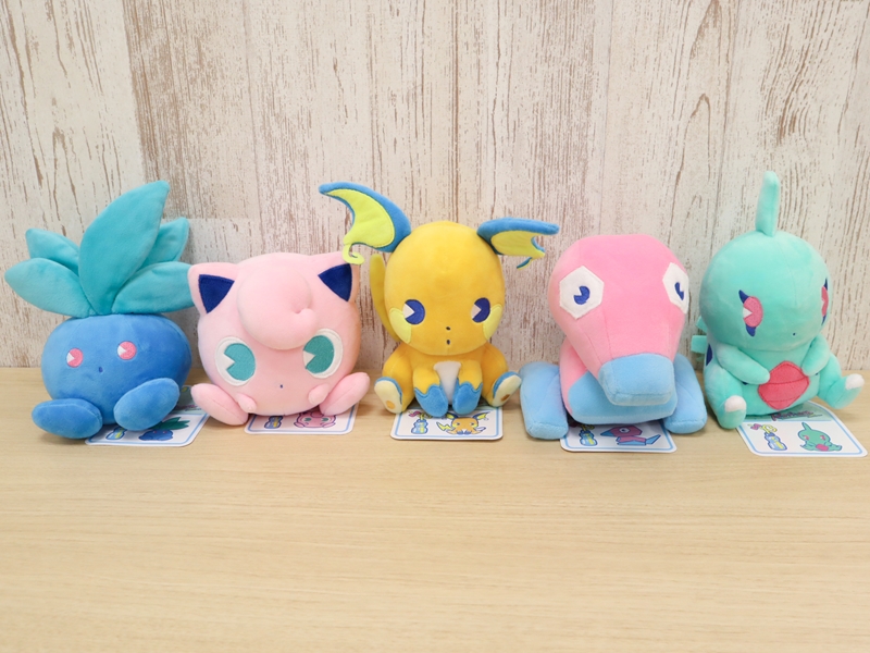 レトロポップな サイコソーダ シリーズのぬいぐるみにライチュウたちが登場 5 8 土 発売予定 ポケモンだいすきクラブ