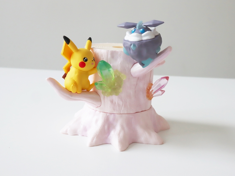 今度はきらめく神秘的な木がテーマ リーメントの大人気シリーズ あつめて かさねて ポケモンの森6 しんぴ輝く場所 が登場 ポケモンだいすきクラブ 今度はきらめく神秘的な木がテーマ リーメントの大人気シリーズ あつめて かさねて ポケモンの森6 しんぴ輝く場所 が登場 ポケモンだいすきクラブ