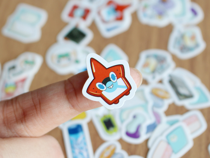 かばんの中には何がある？ ポケモントレーナーたちの「かばんのなかみ」をイメージしたグッズが登場！【12/7(土)発売】｜ポケモンだいすきクラブ